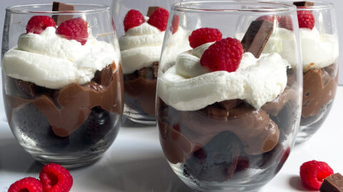 https://karibakes.com/wp-content/uploads/2022/05/Chocolate-Trifle-480x270.jpg