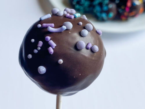 Chocolate Cake Pops, How to Make Chocolate Cake Pops